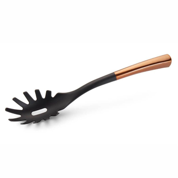 CUCHARA PARA SPAGUETTI PUJADAS REALIZADO CON NYLON Y ACERO INOXIDABLE MANGO COLOR COBRE MOD. P33.625