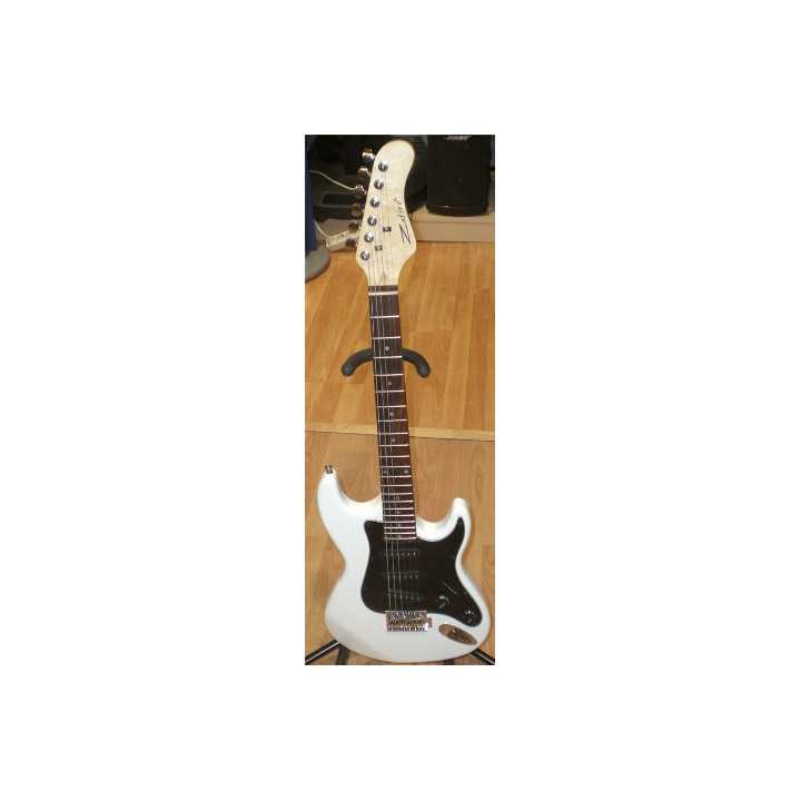 GUITARRA ELECTRICA ZAFIRO BLANCA STRATO